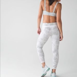 lululemon Inspire Tights - white palm print